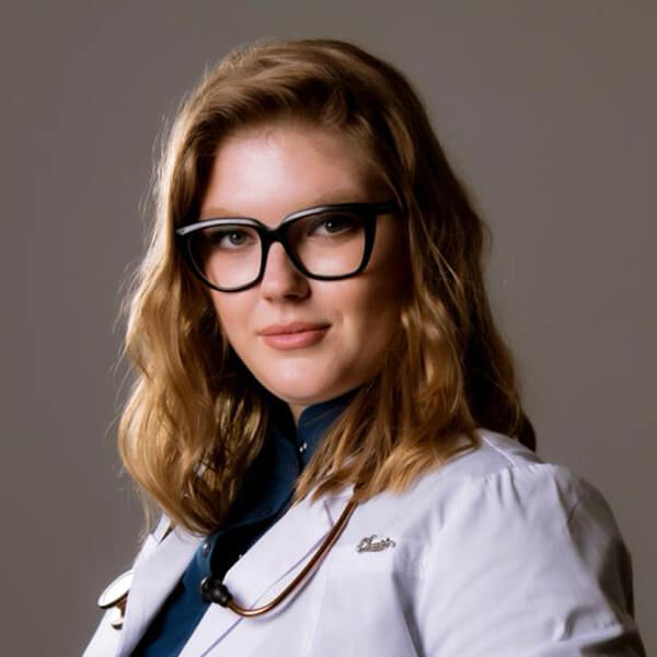 Врач-уролог, андролог консультативно-диагностического отделения Алипова Виктория Александровна