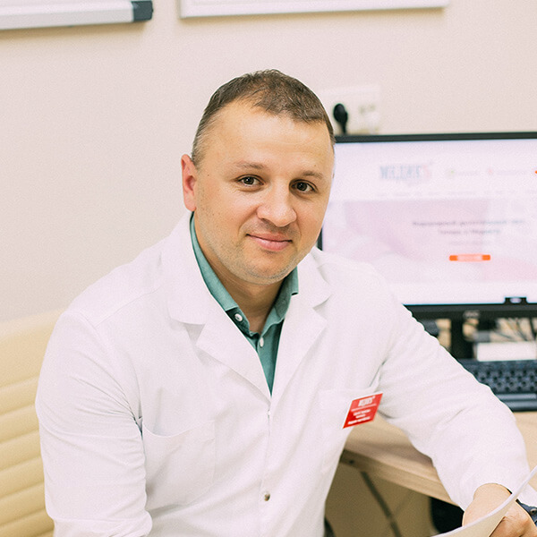 Врач-нейрохирург консультативно-диагностического отделения Башкиров Сергей Гарриевич