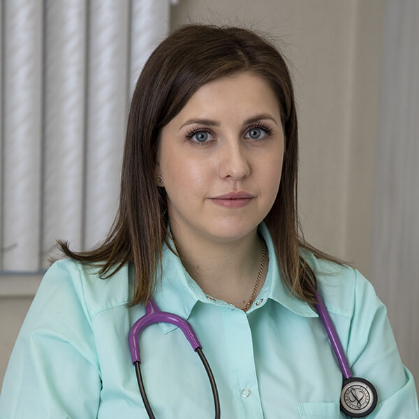Врач-педиатр консультативно-диагностического отделения Краснова Юлия Олеговна